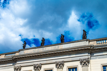 Similar image 8540085