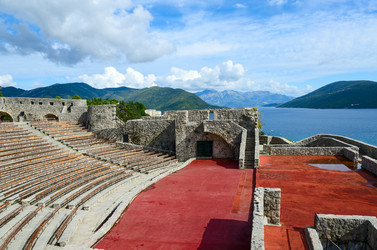 Similar image 8557560