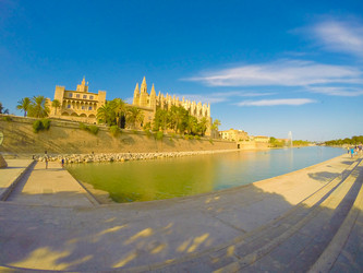 Similar image 8559828