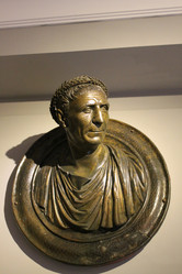 Similar image 8583250