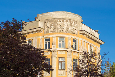 Similar image 8651075