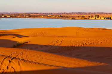 Similar image 8806818