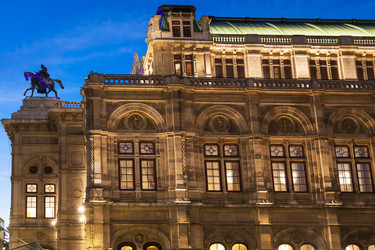 Similar image 8864559