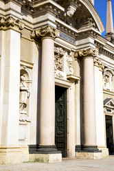 Similar image 8929786