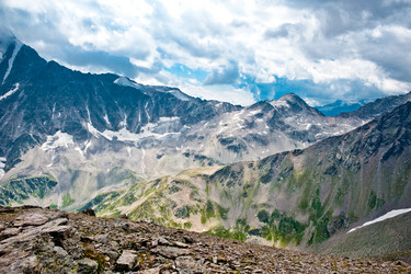 Similar image 10052362