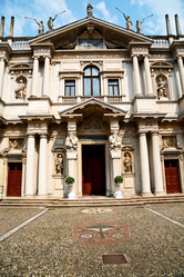 Similar image 8943277