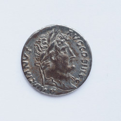 Similar image 8974363