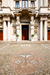 Similar image 9032691