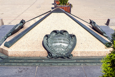 Similar image 9178005