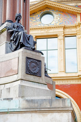 Similar image 9322328