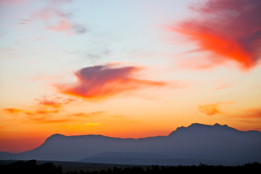 Similar image 9325338