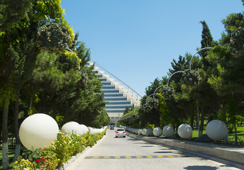 Similar image 9387917