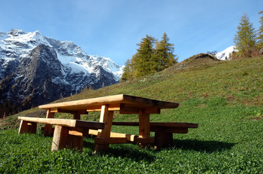 Similar image 9427673