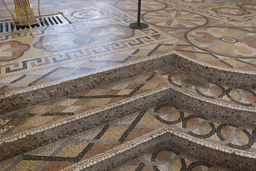 Similar image 9584116