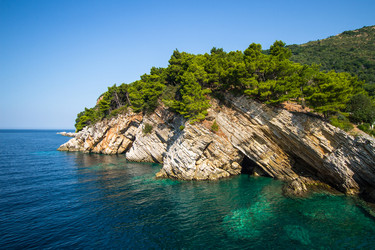 Similar image 9713113