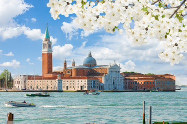 Similar image 9739214