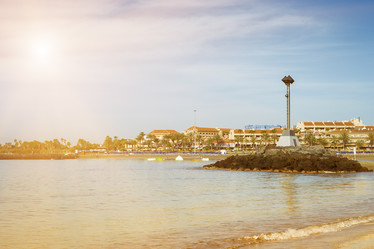 Similar image 9792083