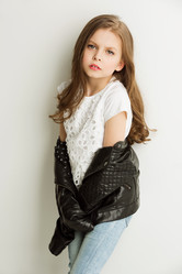 Similar image 9811459