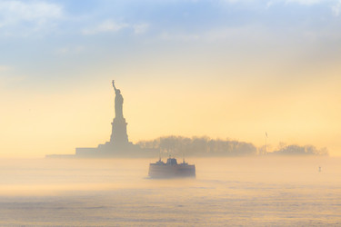 Similar image 9946558