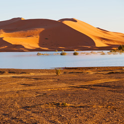 Similar image 10435032