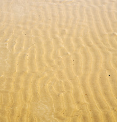 Similar image 10435077