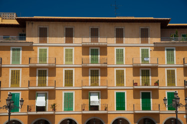 Similar image 10441950