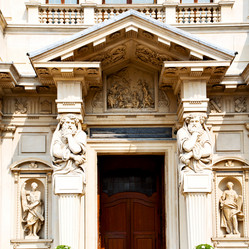 Similar image 10455228