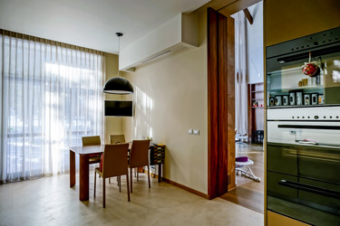 Similar image 10458875