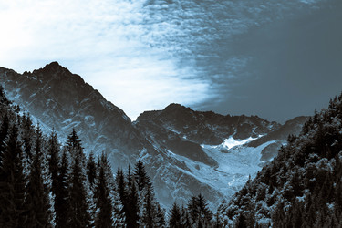 Similar image 10464342