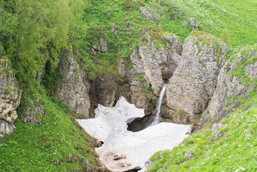 Similar image 10468325