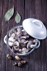 Similar image 10470285