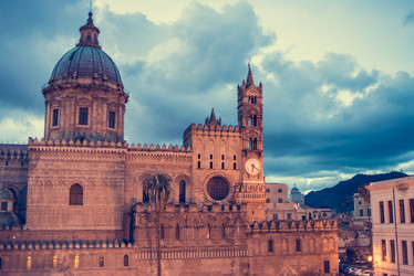 Similar image 10484349