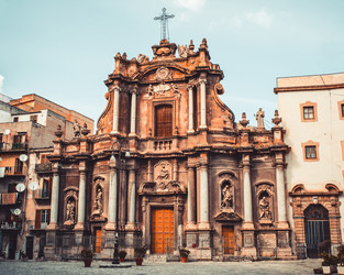 Similar image 10484773