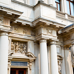 Similar image 10492009