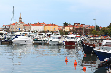 Similar image 10496211