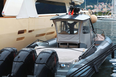 Similar image 10496215