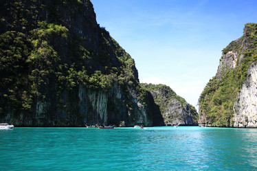 Similar image 10529347