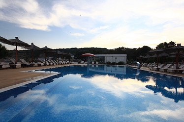 Similar image 10534576