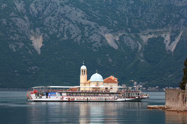 Similar image 10536424