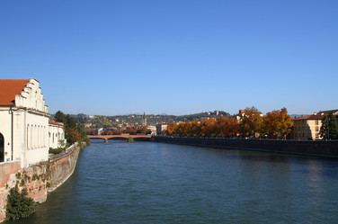 Similar image 10569477