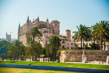 Similar image 10585690