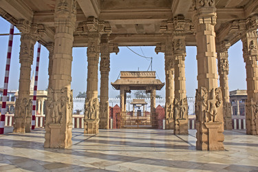 Similar image 10764318