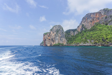 Similar image 10812550