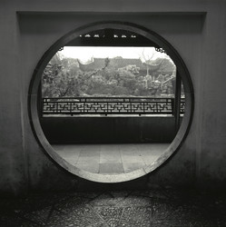 Similar image 10861035