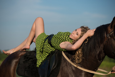 Similar image 10861065