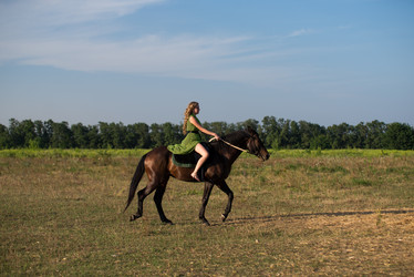 Similar image 10861076