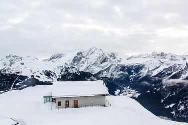 Similar image 10853112