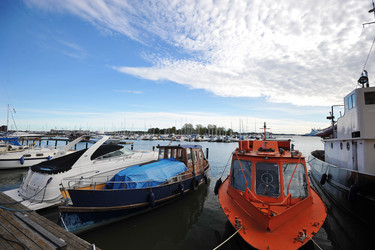 Similar image 10880910