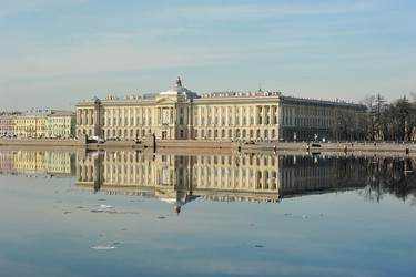 Similar image 10879370