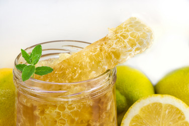 Similar image 10866010